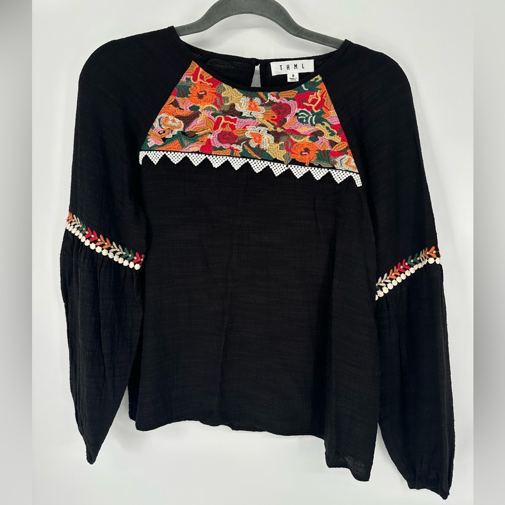 THML Anthropologie Black Embroidered Blouse Size S Boho Floral Balloon Sleeve